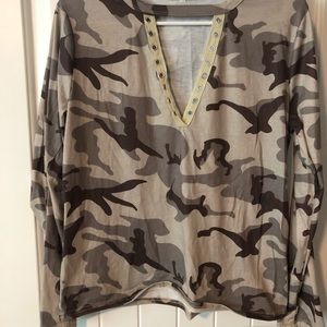 Camo lace up shirt, size XL
